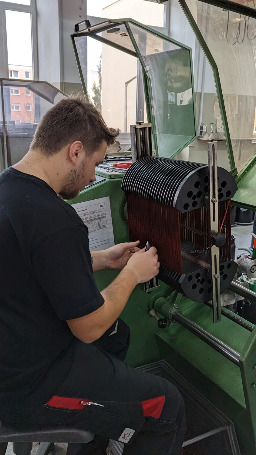 Elektromotor Wicklung per Hand - Schritt 1