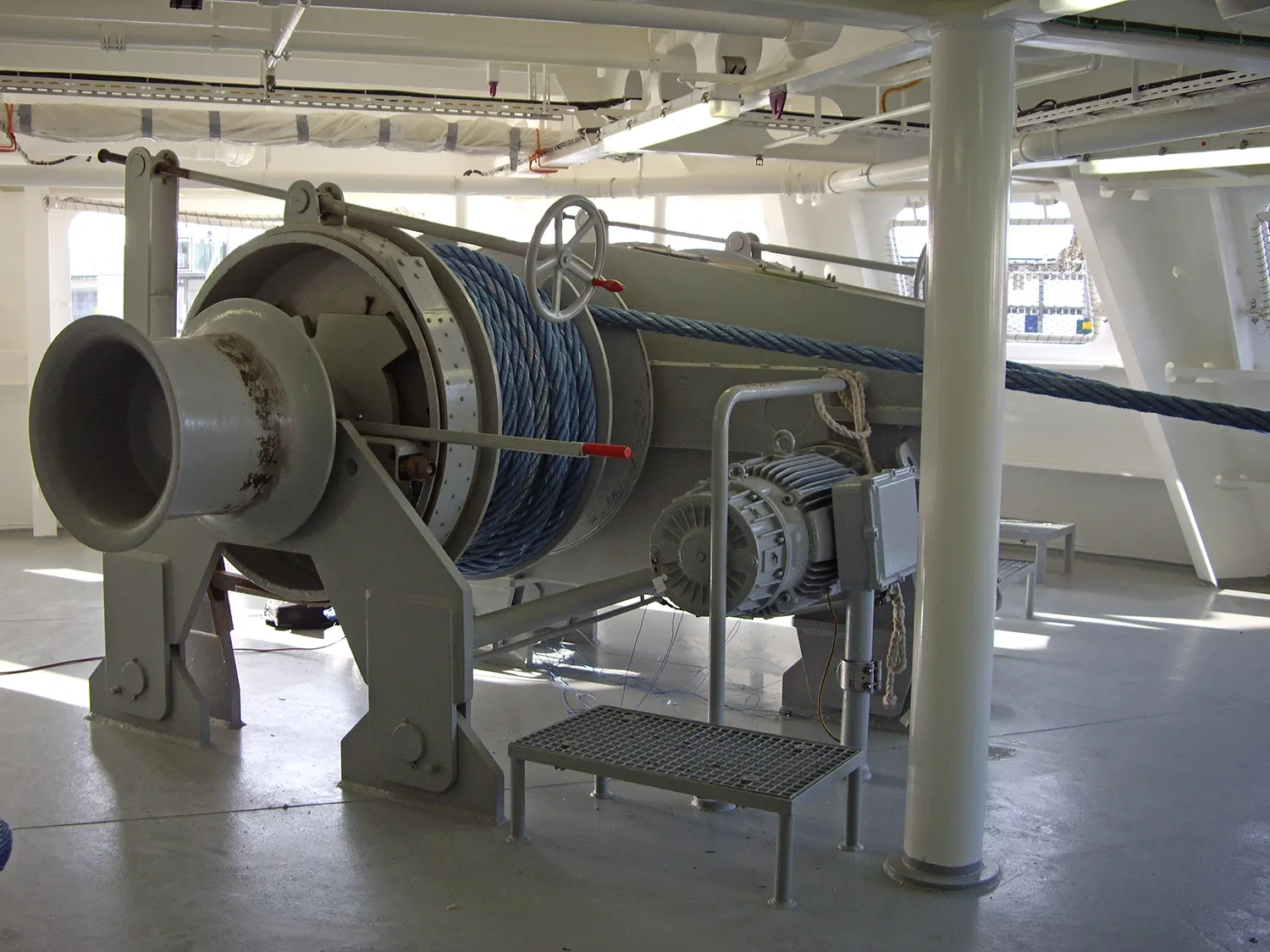 Shock-resistant motors